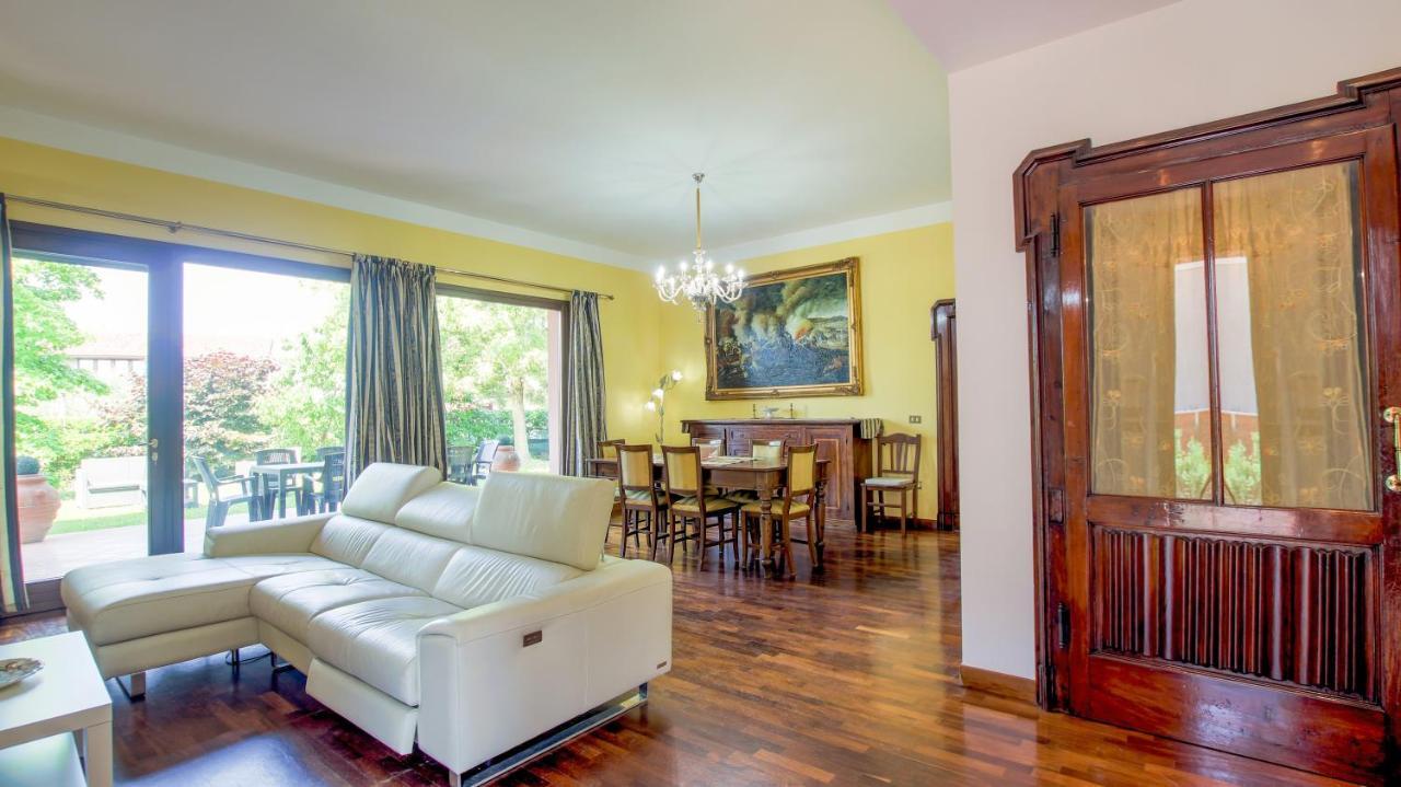 Villa Mio Дезенцано-дель-Гарда Экстерьер фото